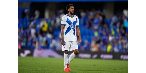 Pierre-Emerick Aubameyang hält Deportivo La Coruña im Alleingang ungeschlagen Pierre-Emerick Aubameyang hält Deportivo La Coruña im Alleingang ungeschlagen